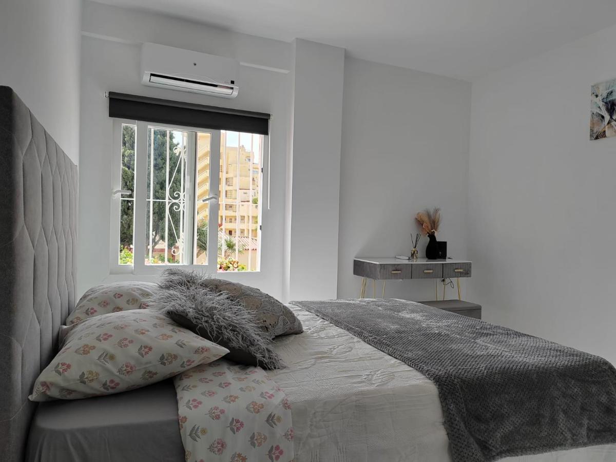 Apartamento La Torre,200M Hasta La Playa Benalmádena Exteriör bild