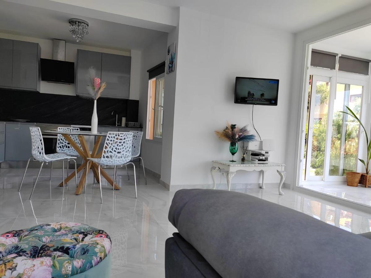 Apartamento La Torre,200M Hasta La Playa Benalmádena Exteriör bild
