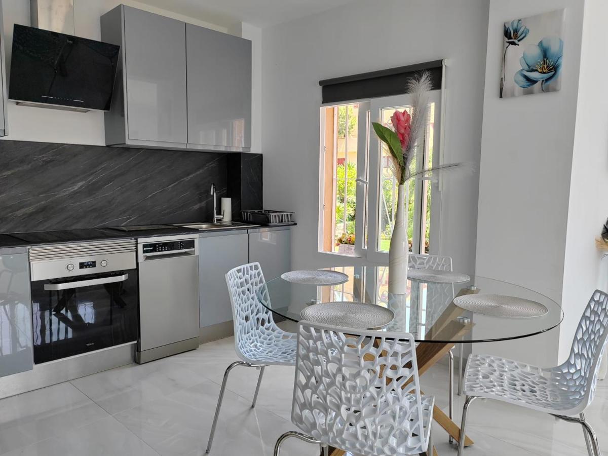 Apartamento La Torre,200M Hasta La Playa Benalmádena Exteriör bild