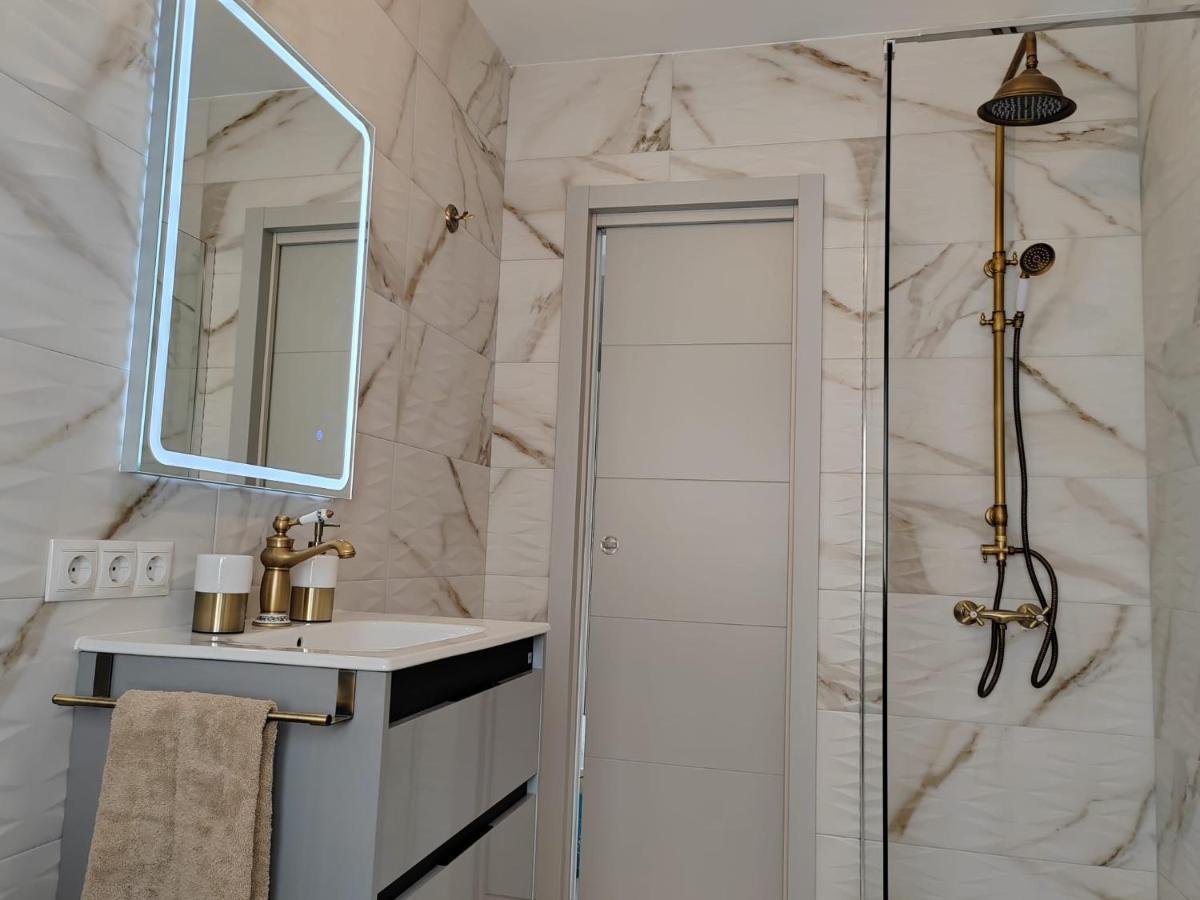 Apartamento La Torre,200M Hasta La Playa Benalmádena Exteriör bild