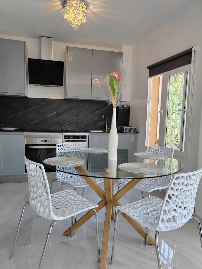 Apartamento La Torre,200M Hasta La Playa Benalmádena Exteriör bild
